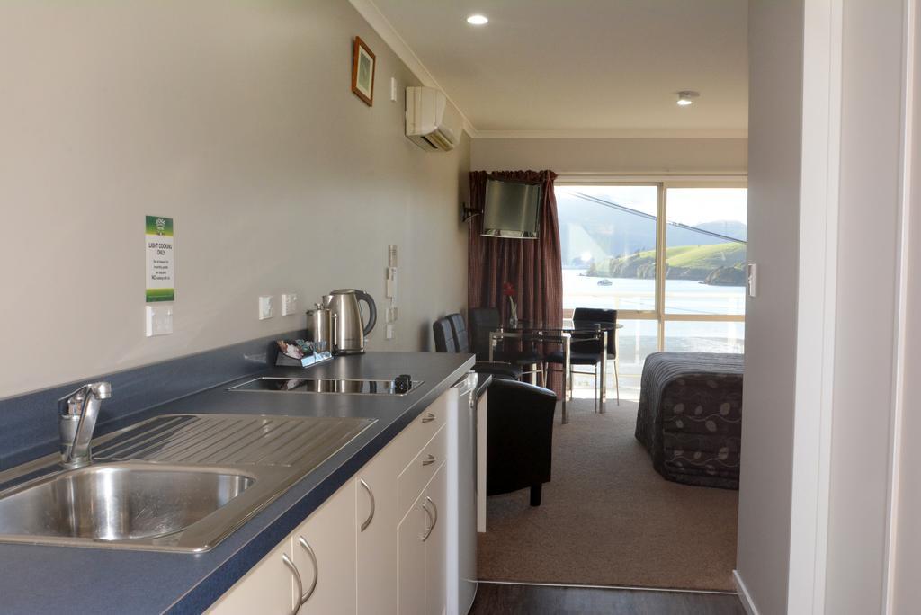 פורטובלו Otago Peninsula Motel מראה חיצוני תמונה